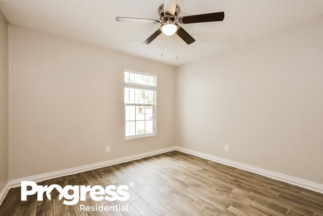 Building Photo - 13025 Phoenix Woods Ln