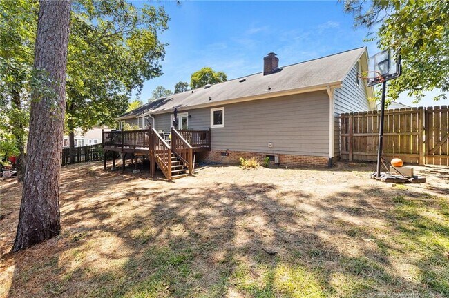 Building Photo - 6755 Brookshire St