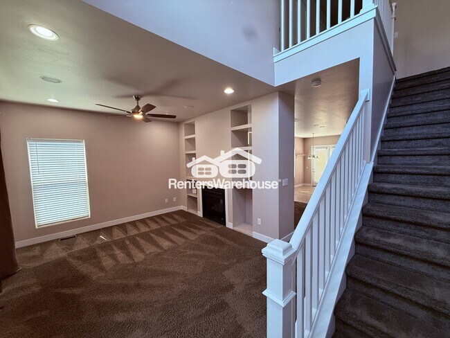 Building Photo - 7535 Vinci Pl