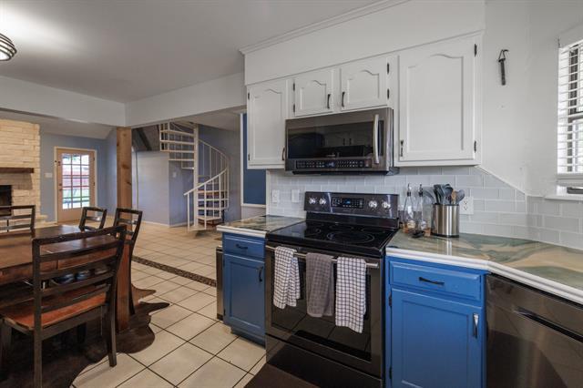 Building Photo - 857 Chanticleers Ln