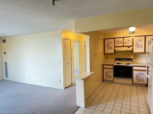 Building Photo - 376 Ocean Ave