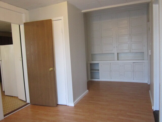 Building Photo - 448 Hawley Ave