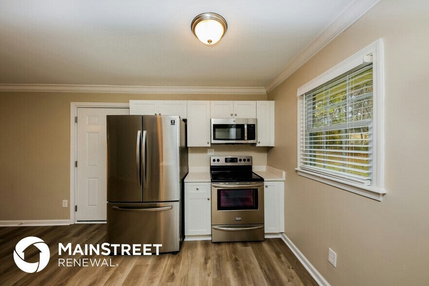 Building Photo - 3405 Ridgecrest Dr