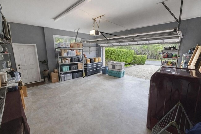 Building Photo - 5701 SW 136th St