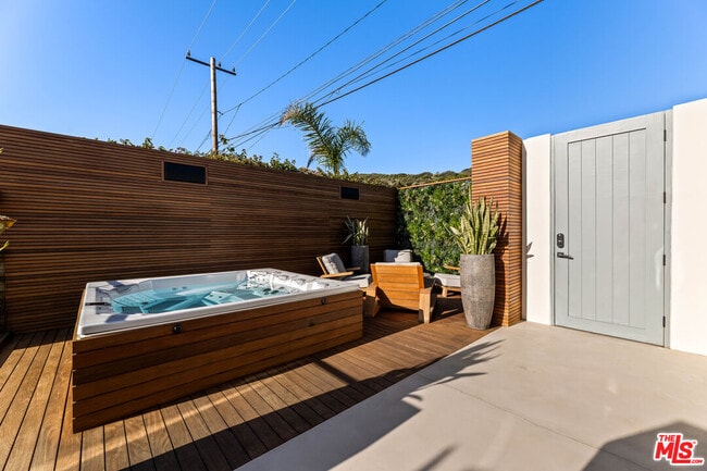 Building Photo - 42580 Pacific Coast Hwy