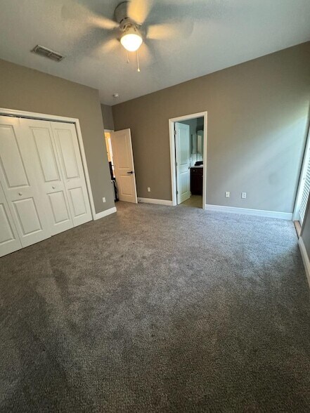 Building Photo - 6207 Jordans Pass Dr
