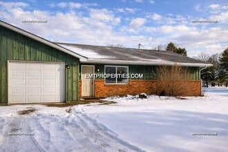 Building Photo - 3026 Meister Rd