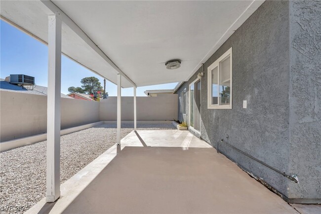 Building Photo - 4430 Verdugo St