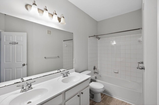 Building Photo - 8011 Forest Ridge Dr