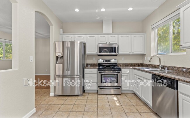 Building Photo - 4325 Tuscany Cir