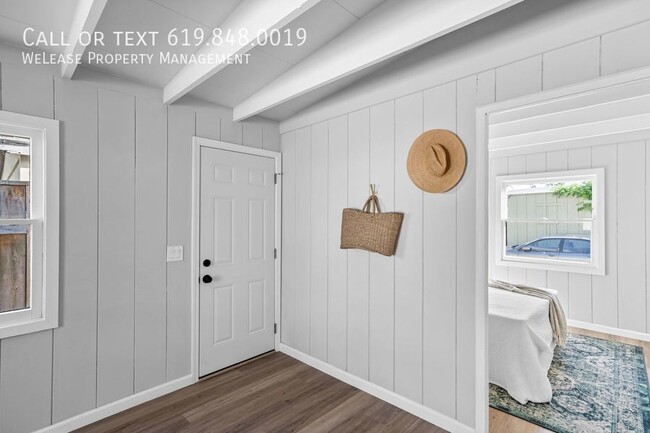 Building Photo - Your Beachside Oasis Awaits: Cozy 1-Bedroo...