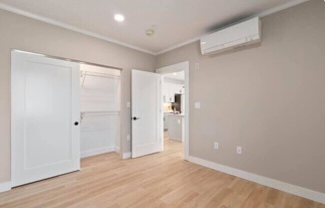 Building Photo - 301 North St