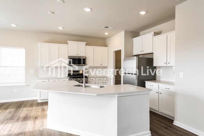 Building Photo - coming soon