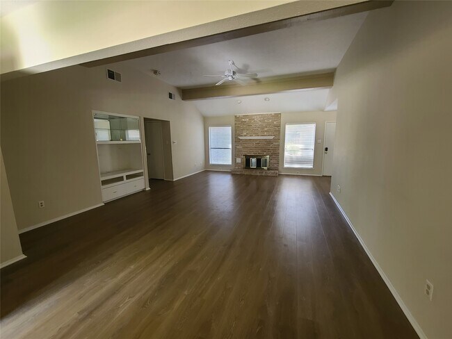 Building Photo - 3706 Hill Springs Dr