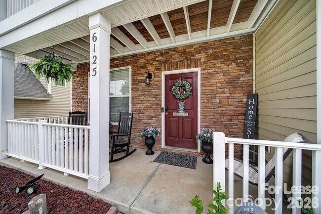 Building Photo - 6125 Kilchurn Dr