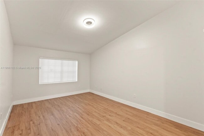 Building Photo - 15026 SW 141st Ct