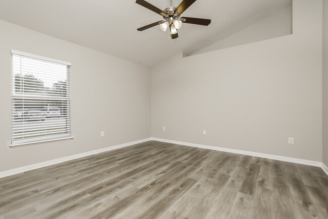 Building Photo - 189 Cedar Ridge Ln