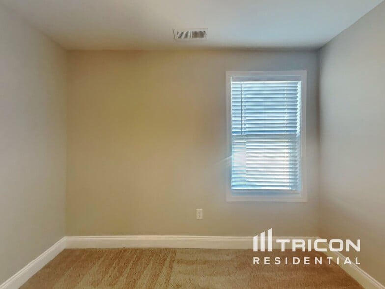 Building Photo - 7398 Winding Way