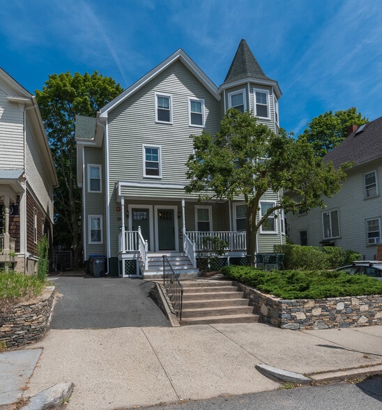 Building Photo - 132 S Angell St