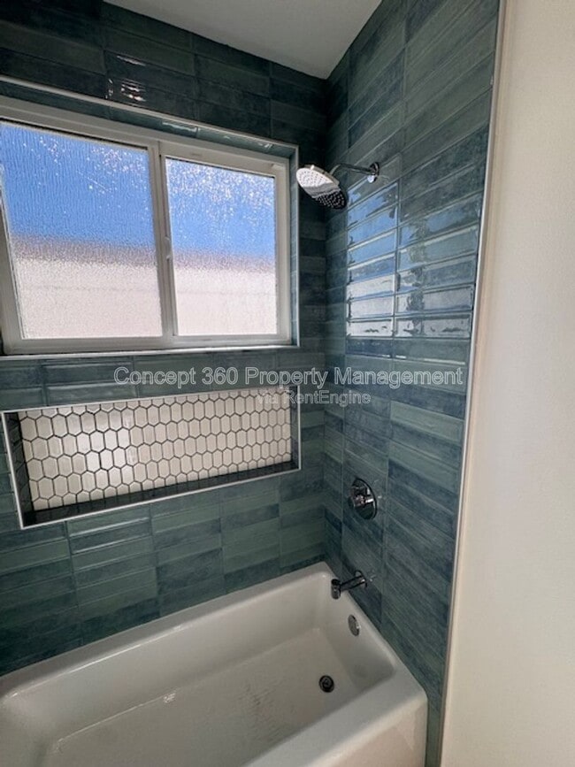 Building Photo - 6170 Briercrest Ave