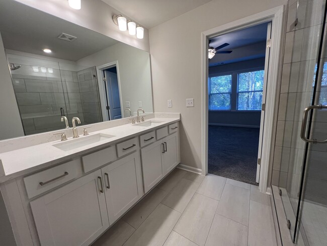 Building Photo - 2267 Graywell Ln