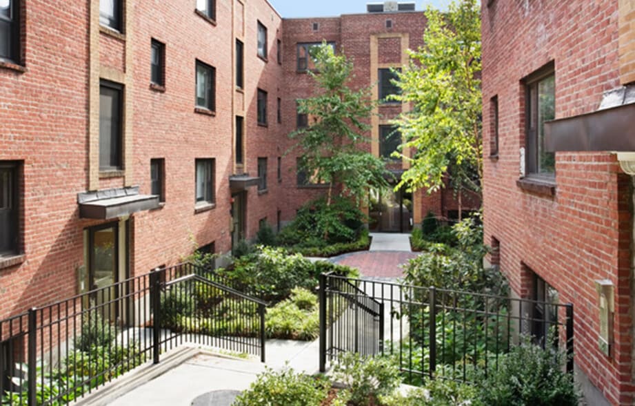 Building Photo - 40 A Harvard Ave