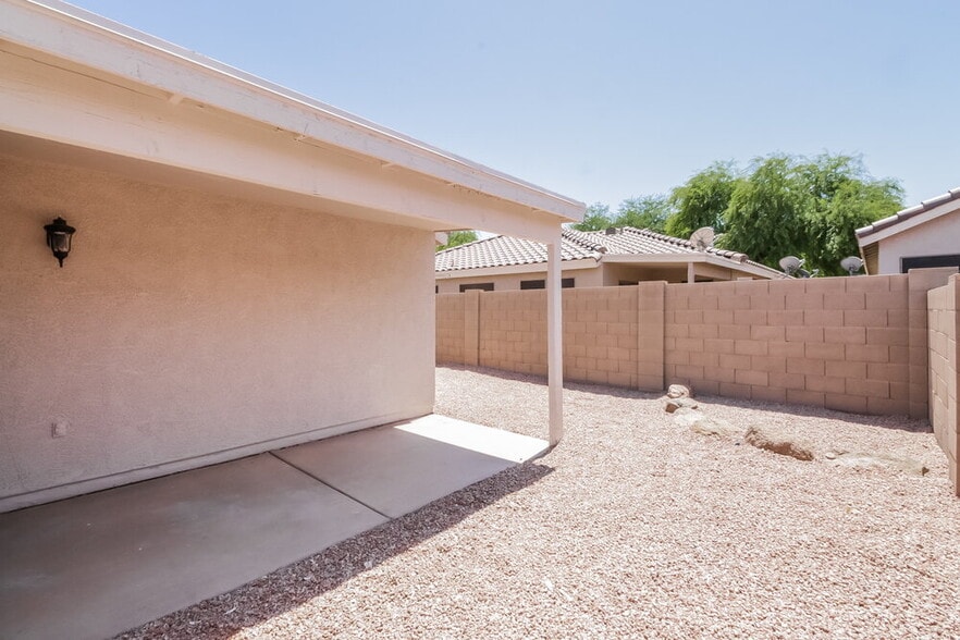 Building Photo - 1307 S San Vincente Ct