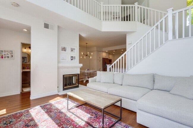 Building Photo - 54 Waxwing Ln