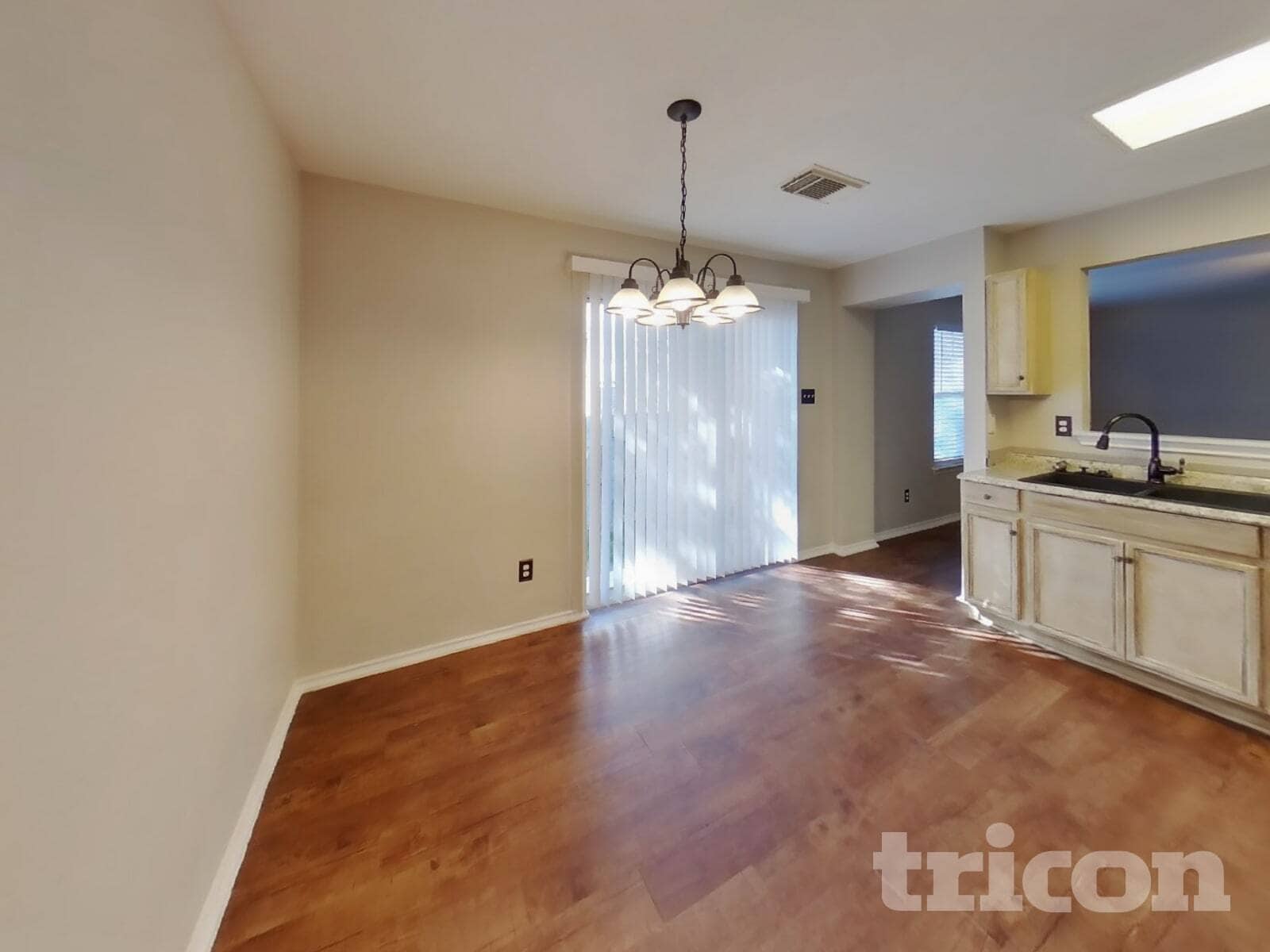 Building Photo - 7902 Brazoria Park