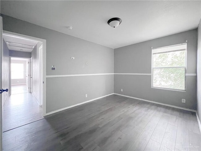 Building Photo - 4116 Petunia Ave