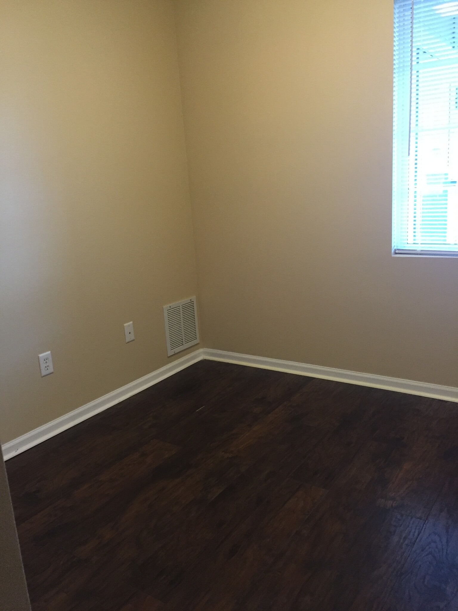 Den - 136 Bertram Dr