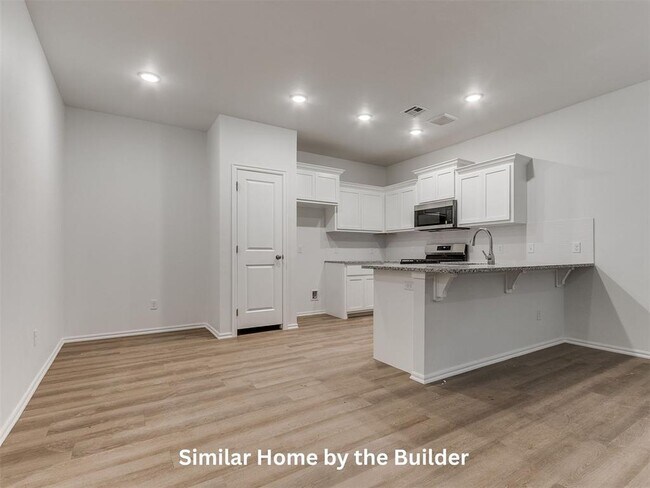 Building Photo - 1205 NW 113th St