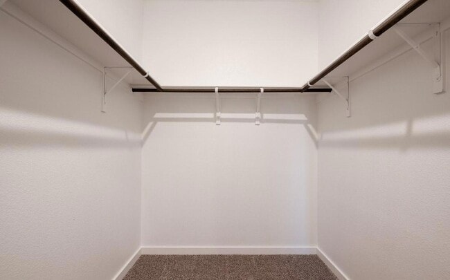 Building Photo - 20105 Park Strip St