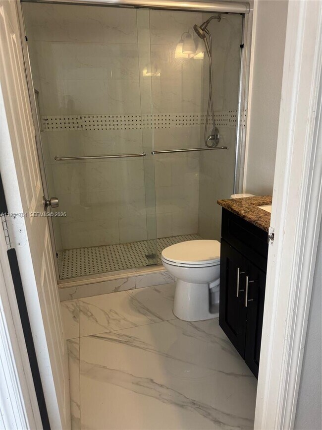 Building Photo - 1947 Taft St