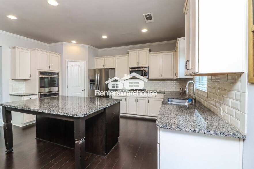 Building Photo - 6226 Discovery Ct