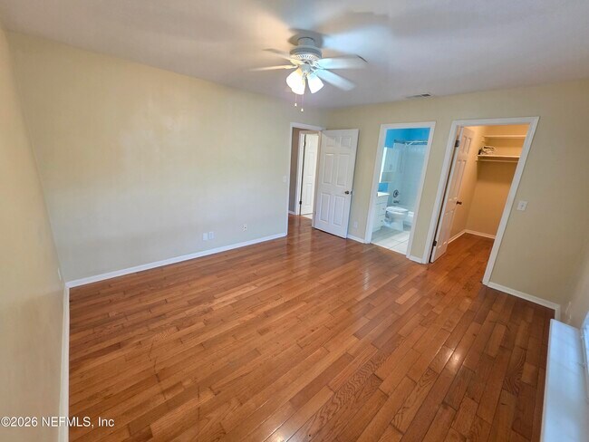 Building Photo - 227 Kettering Ct
