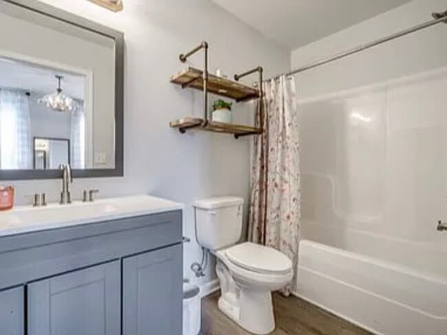 Building Photo - 115 Rosemont Dr