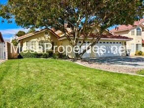 Building Photo - 17928 Sunburst Rd