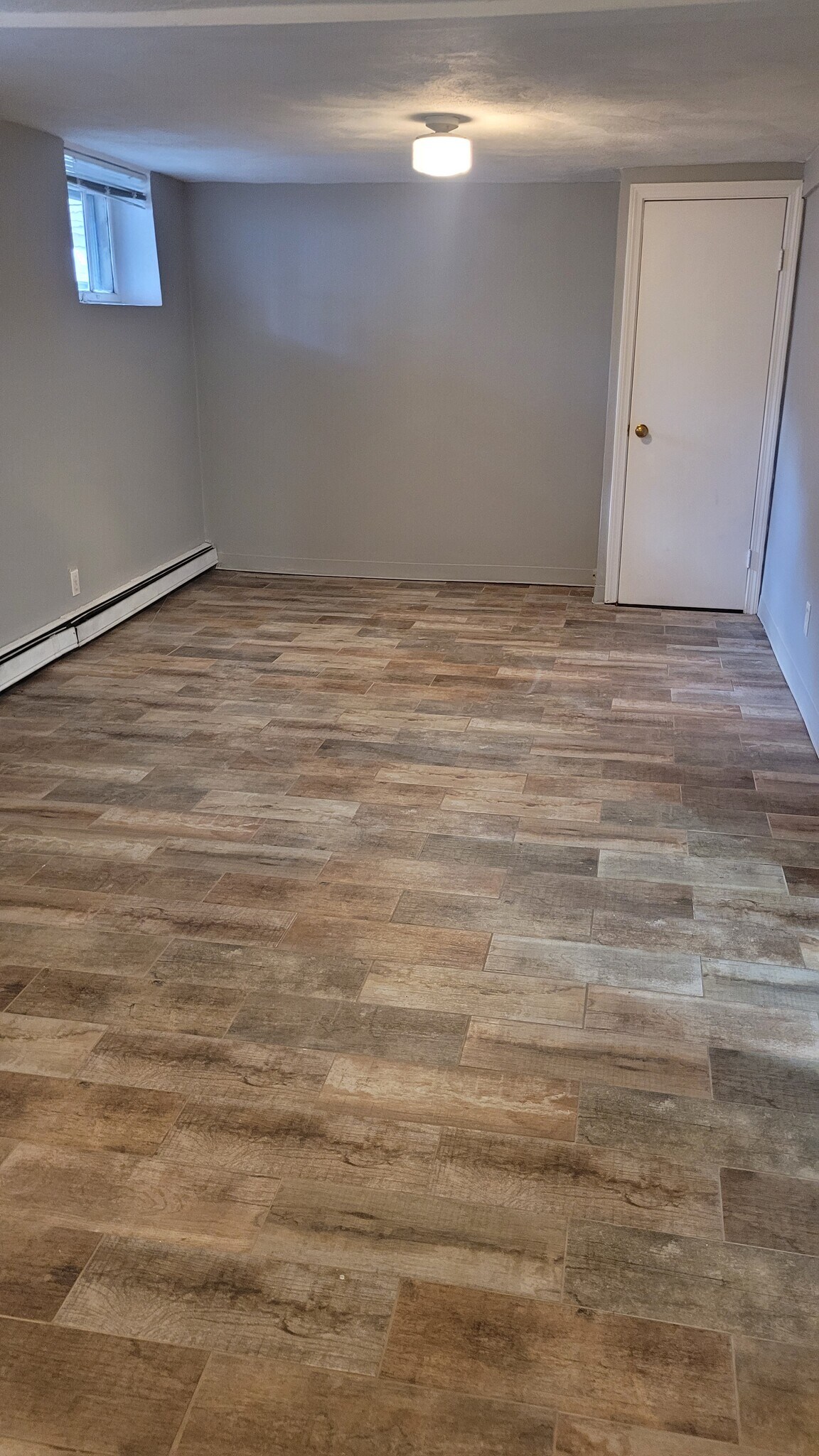 Enormous king sized LL BR - 881 Broadway