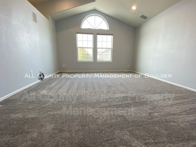 Building Photo - 5729 Pierson Mountain Ave