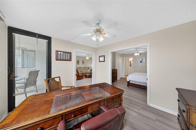 Building Photo - 800 Jeffery St