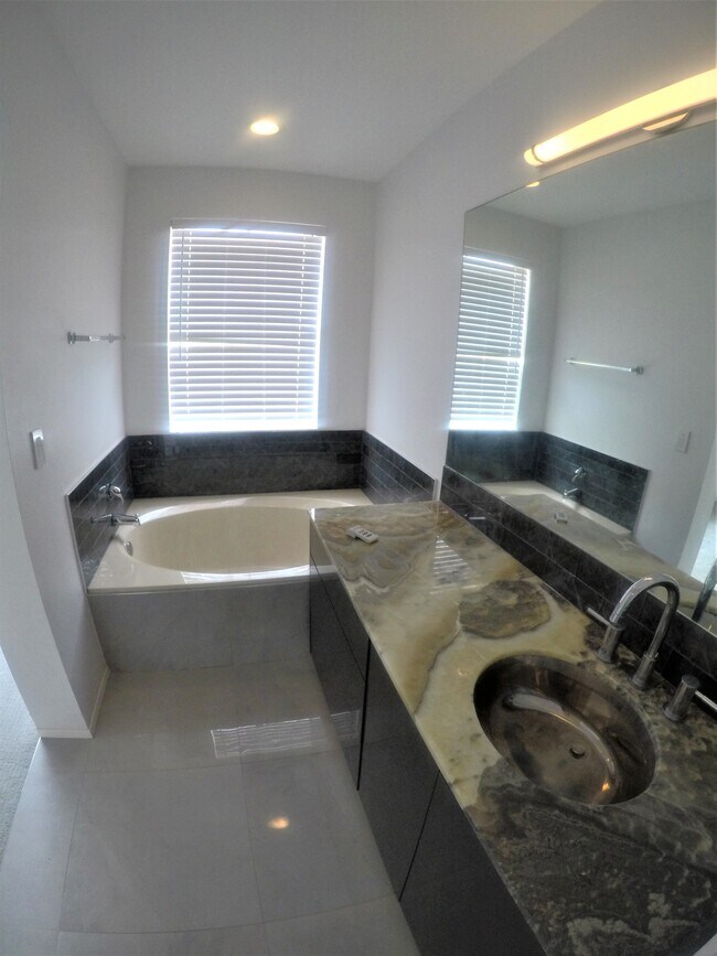 Master bath - 1145 Yellowheart Way