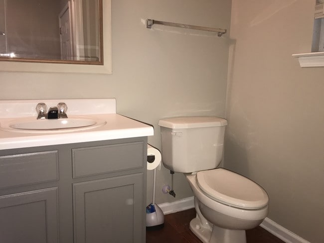 Building Photo - 219 Fox Creek Blvd