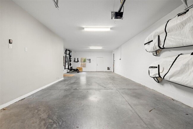 Building Photo - 807 Callista Cay Loop