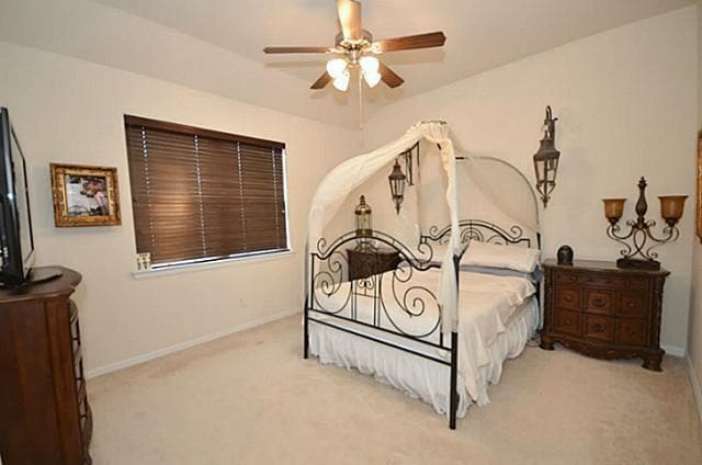 Building Photo - 8700 Iron Horse Dr