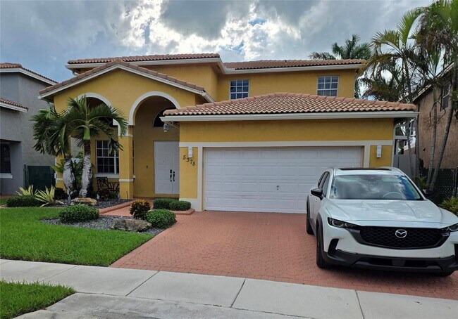 Building Photo - 5378 SW 134th Ave