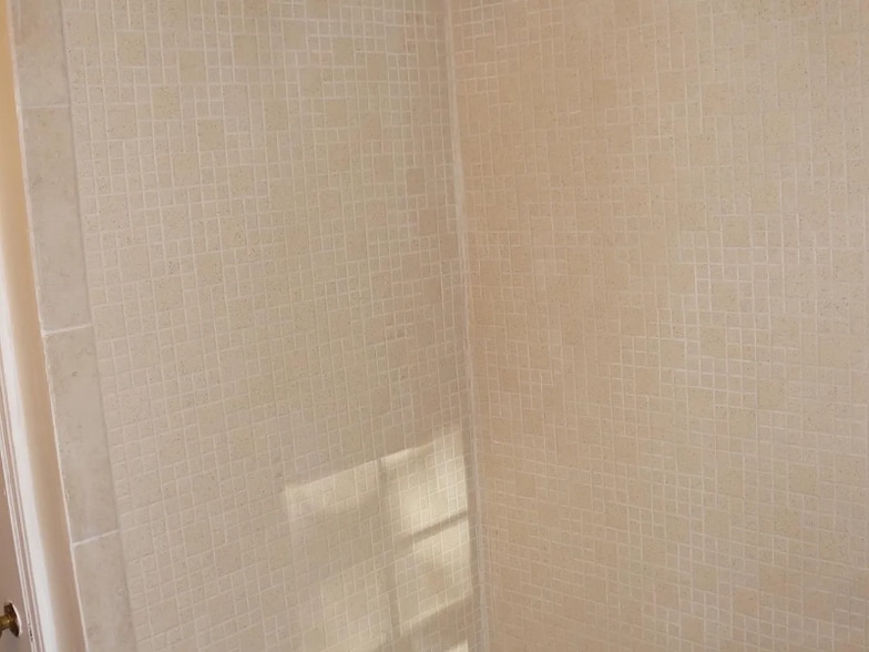 Building Photo - 237 Beechwood Ave