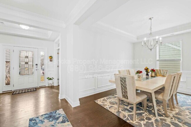 Building Photo - 6126 Russo Ct