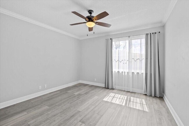 Building Photo - 2061 Foxtail View Ct