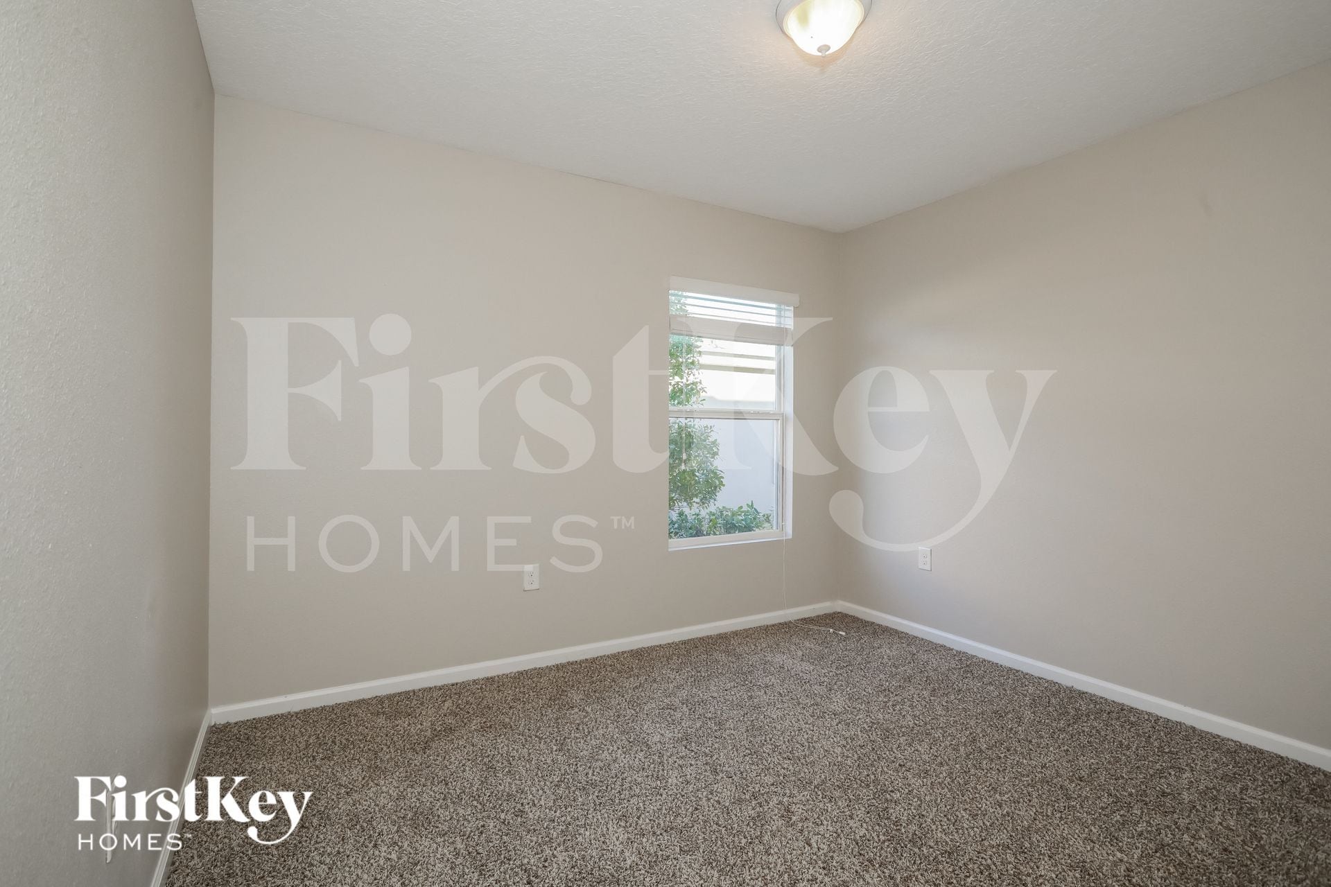 Building Photo - 3438 Canyon Falls Dr